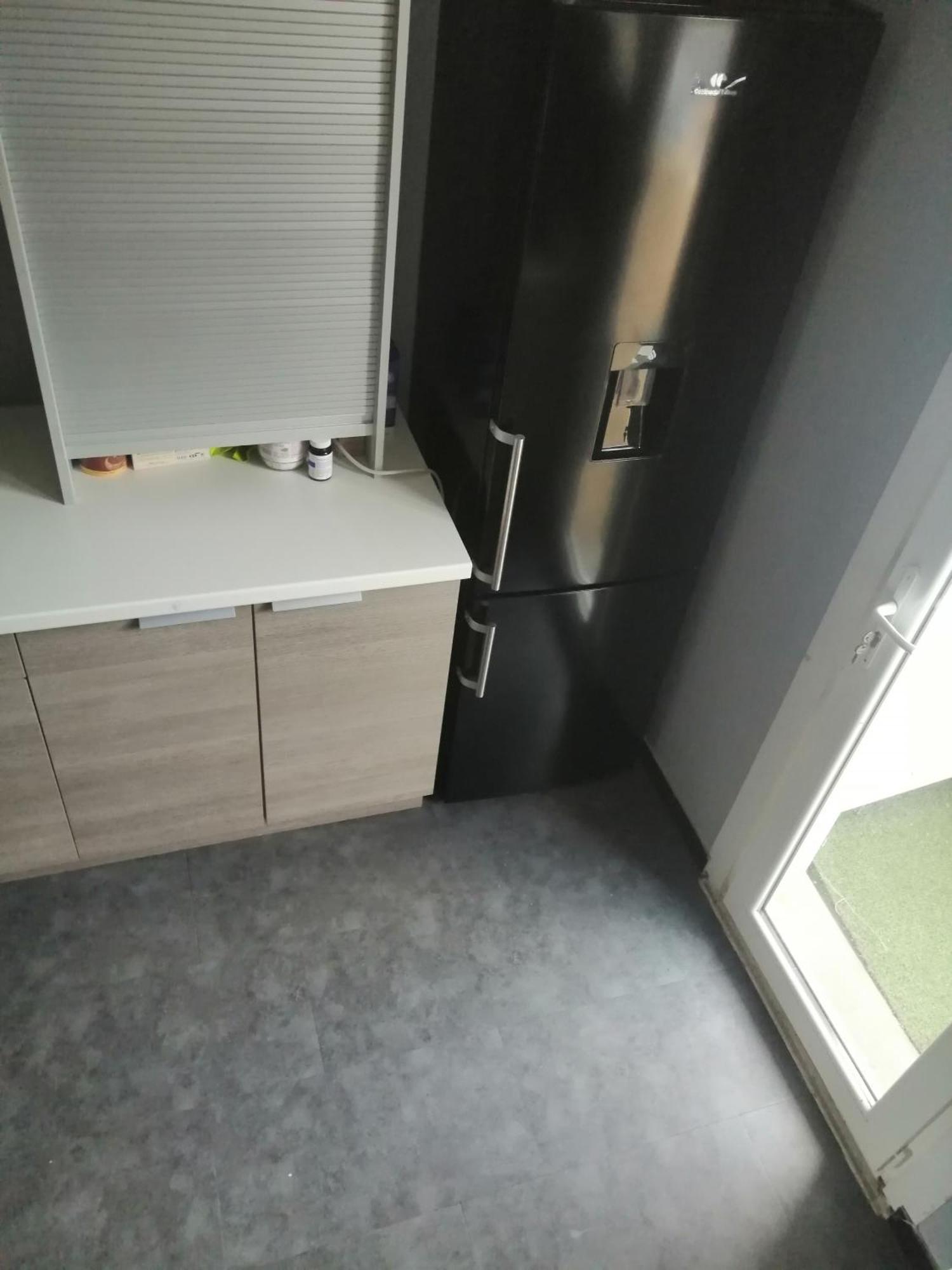 Chambre Dans Appartement A Ниор Екстериор снимка